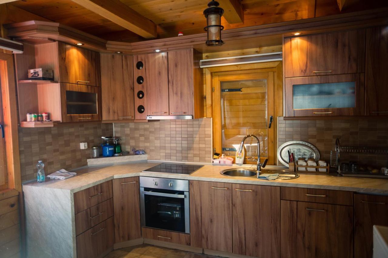 Villa Route Rugove Печ Екстер'єр фото
